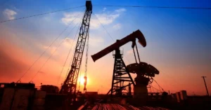 Brent petrol varil fiyatı grafiği ve küresel harita