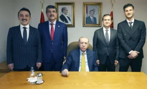 Batman Petrolspor'dan Cumhurbaşkanı Erdoğan'a şampiyonluk forması hediye ediliyor