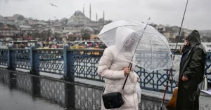 Hafta sonu için kuvvetli yağış, fırtına ve çığ tehlikesi uyarıları yapıldı.