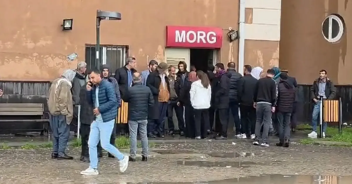 Diyarbakır'da okul bahçesine yıldırım düşmesi sonucu hayatını kaybeden çocukların haberi