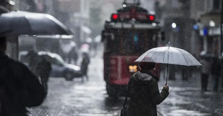 Yeni haftada yurt genelinde serin ve yağışlı hava bekleniyor, meteorolojiden uyarı.