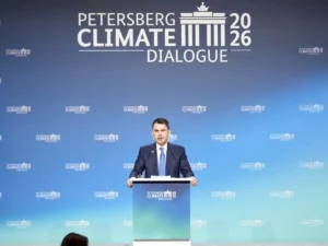 Çevre, Şehircilik ve İklim Değişikliği Bakanı Murat Kurum, Almanya'da düzenlenen Petersberg İklim Diyaloğu'nda konuştu.