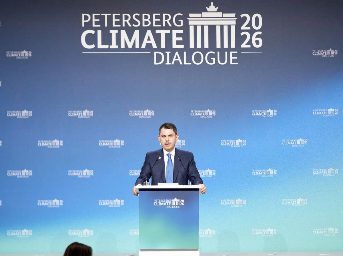 Çevre, Şehircilik ve İklim Değişikliği Bakanı Murat Kurum, Almanya'da düzenlenen Petersberg İklim Diyaloğu'nda konuştu.