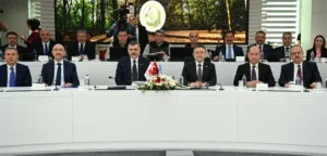 Tarım ve Orman Bakanı İbrahim Yumaklı'nın başkanlığında orman yangınları konulu vali toplantısı.