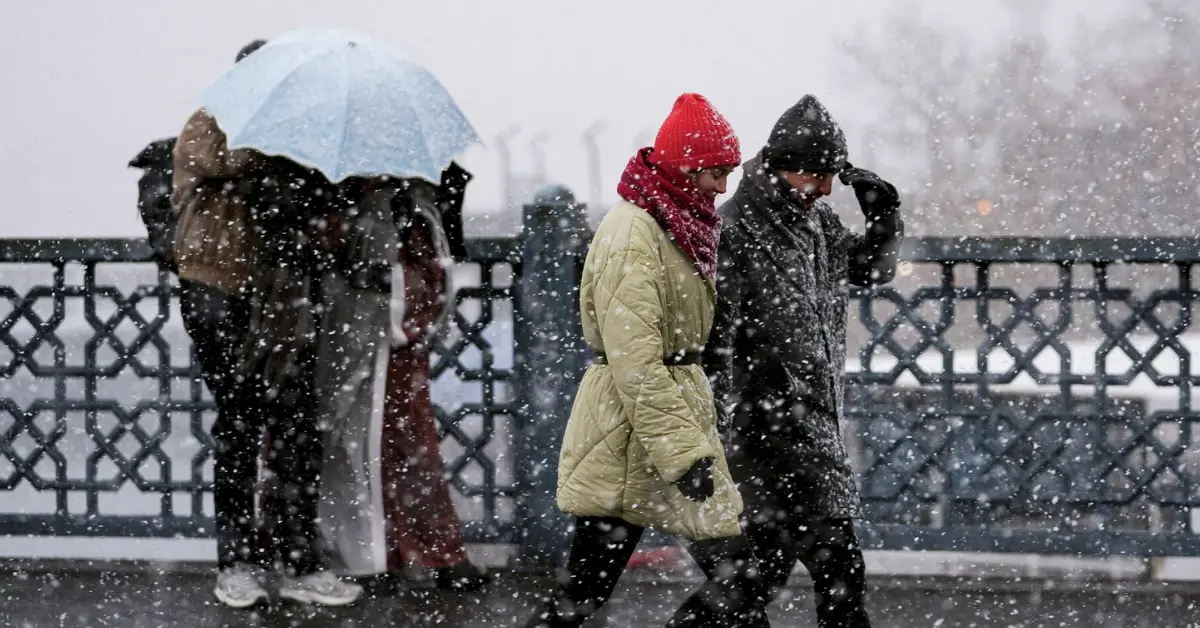 Mayıs ayında Türkiye'nin bazı bölgelerinde kar yağışı bekleniyor, sıcaklıklar 10 derece birden düşecek.