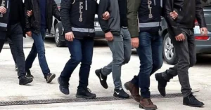 Tokat'ta düzenlenen silah operasyonunda jandarma ekipleri suçluları adalete teslim ediyor.