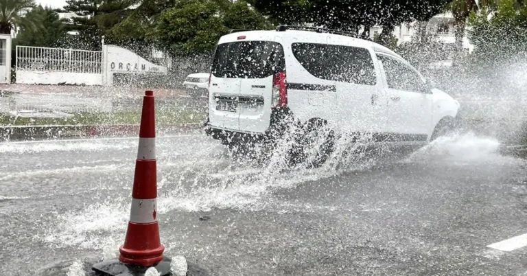 Meteoroloji'den 5 il için kuvvetli yağış ve sel tehlikesi uyarısı