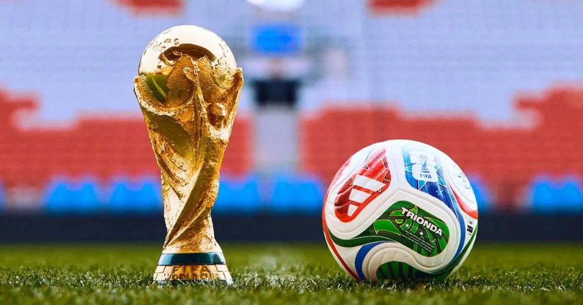 2026 FIFA Dünya Kupası logosu ve ev sahibi ülkelerin bayrakları