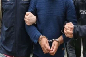 Edirne Keşan'da polis tarafından yakalanan 22 yıl hapis cezası olan firari hırsız