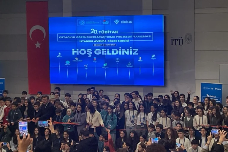 Keşan Rasim Ergene Ortaokulu öğrencilerinin TÜBİTAK yarışması için hazırladıkları proje.