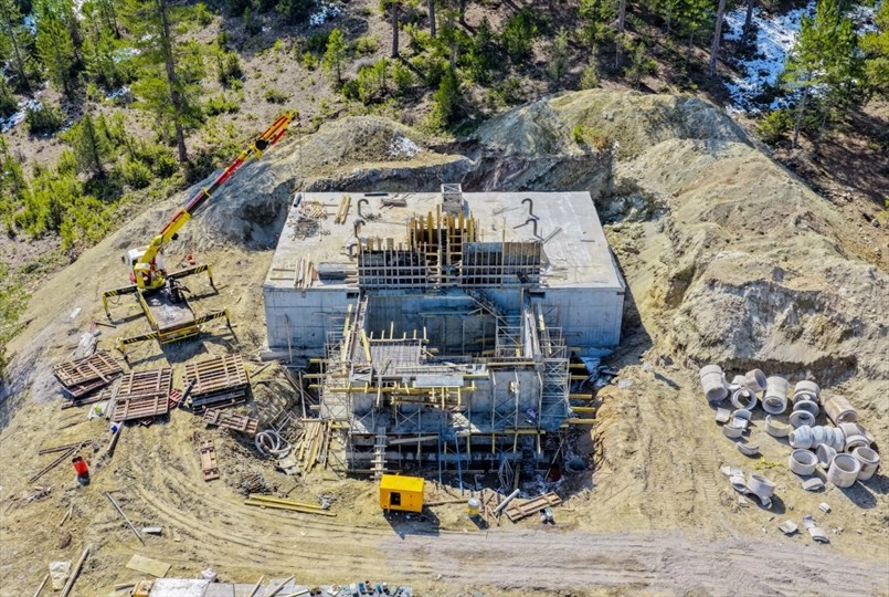 Denizli DESKİ tarafından Çameli ilçesinde yapımı devam eden içme suyu deposu inşaatı