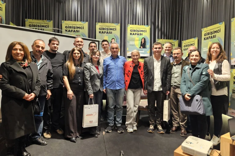 Otizmli bireylerin iş gücündeki yeri ve önemi Osmangazi Belediyesi'nin programında ele alındı.