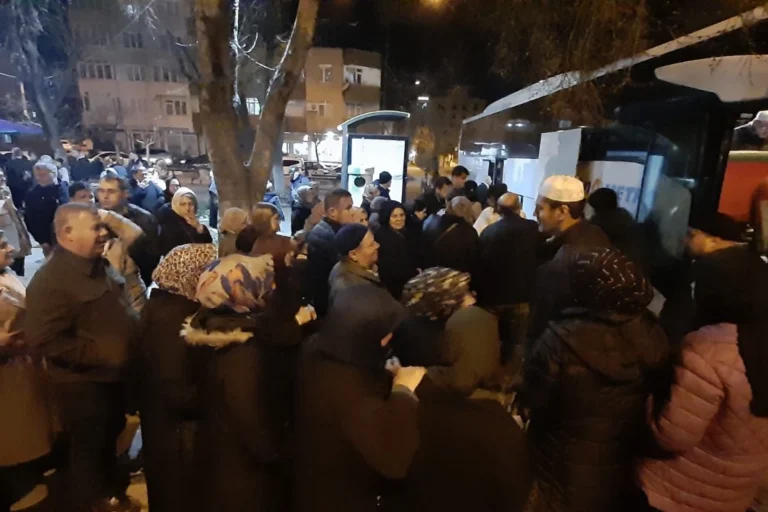 Keşan'dan kutsal topraklara giden Umre kafilesi için düzenlenen uğurlama töreni