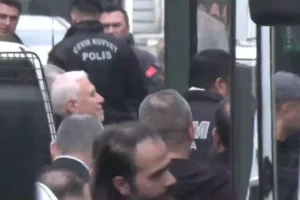 Bursa Belediye Başkanı Mustafa Bozbey ve 57 şüpheli adliyede