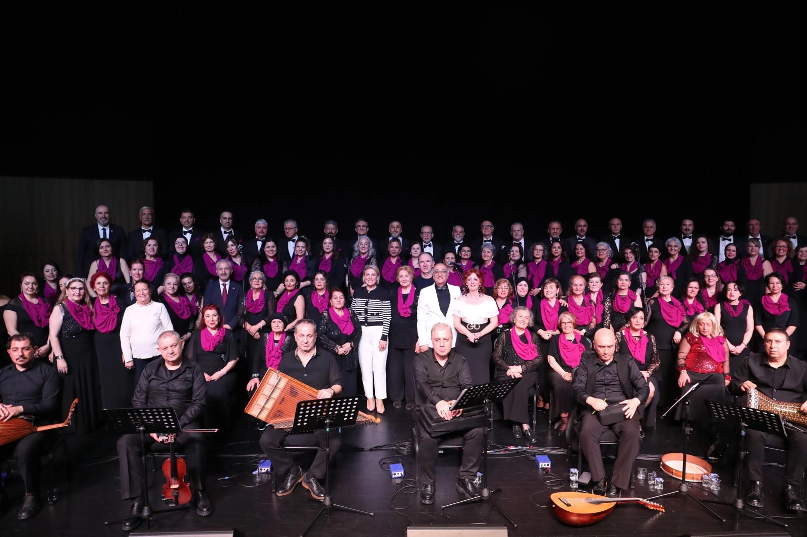 İzmit Belediyesi Türk Sanat Müziği Korosu konseri