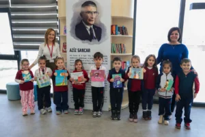 Aliağa Aziz Sancar Kütüphanesi'nde Kütüphane Haftası etkinlikleri kapsamında öğrencilerle bir araya gelindi.