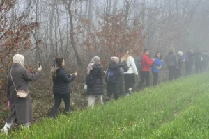 Nilüfer Belediyesi ve ONKODAY tarafından düzenlenen kanser haftası farkındalık yürüyüşü