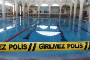 Malatya Belsos Yüzme Havuzunda Epilepsi Hastası Kadın Hayatını Kaybetti