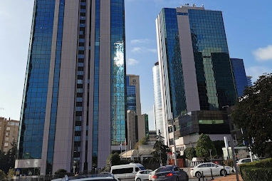 İstanbul'da İsrail Konsolosluğu önünde çıkan çatışmada polis ve saldırganların durumu hakkında haber