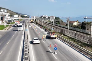 Kocaeli Büyükşehir Belediyesi'nin ulaşım ve trafik güvenliği çalışmaları.