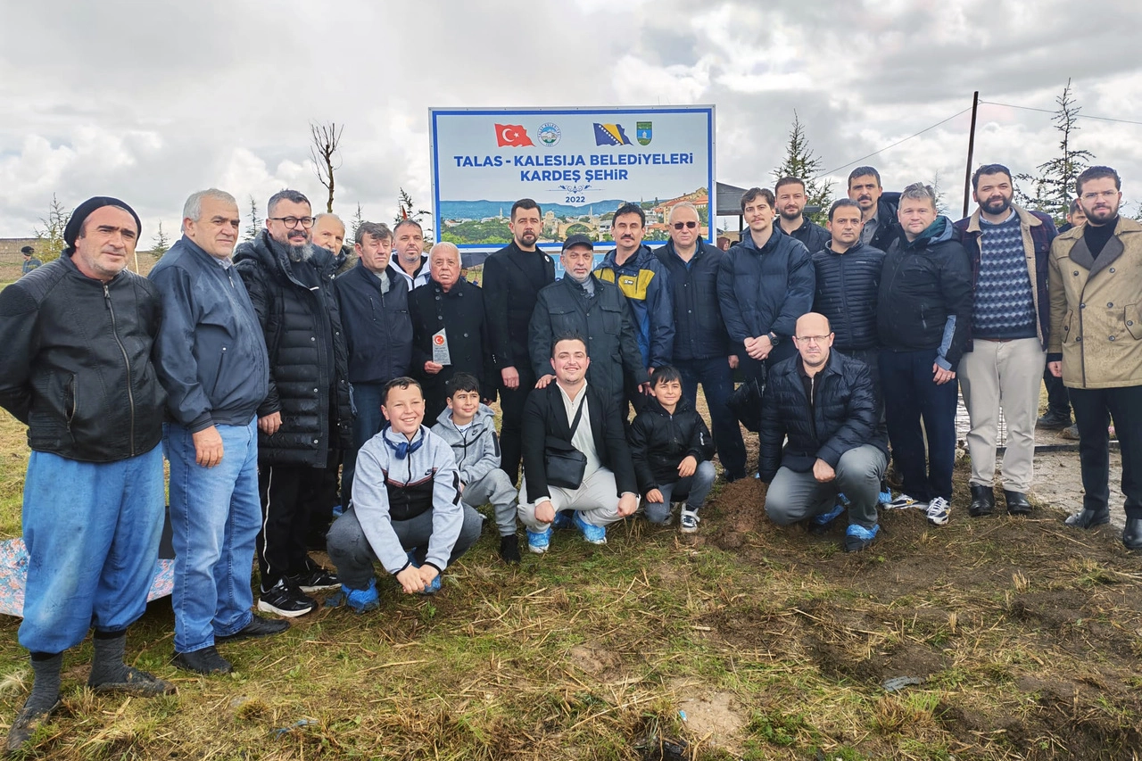 Talas'ta gerçekleştirilen fidan dikme etkinliğinden genel görünüm