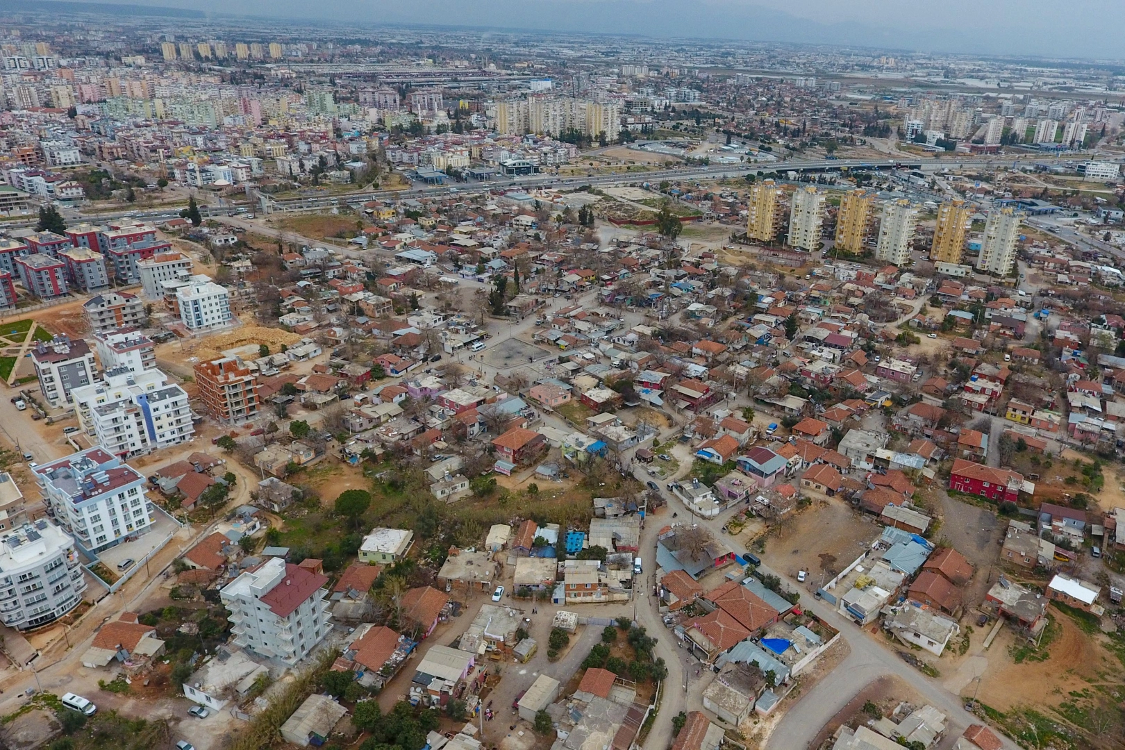 Antalya Zeytinköy'de çocuk ve gençlere yönelik ZEYDAM destek projesi