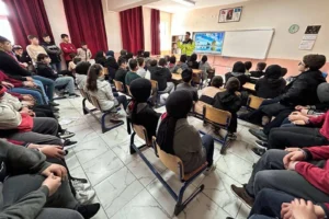 Afyonkarahisar'da Jandarma tarafından verilen trafik bilinci eğitimleri