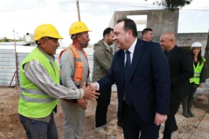 Manisa'da tarihi Tiyenli Camii'nin restorasyon çalışmalarının başladığını gösteren görsel