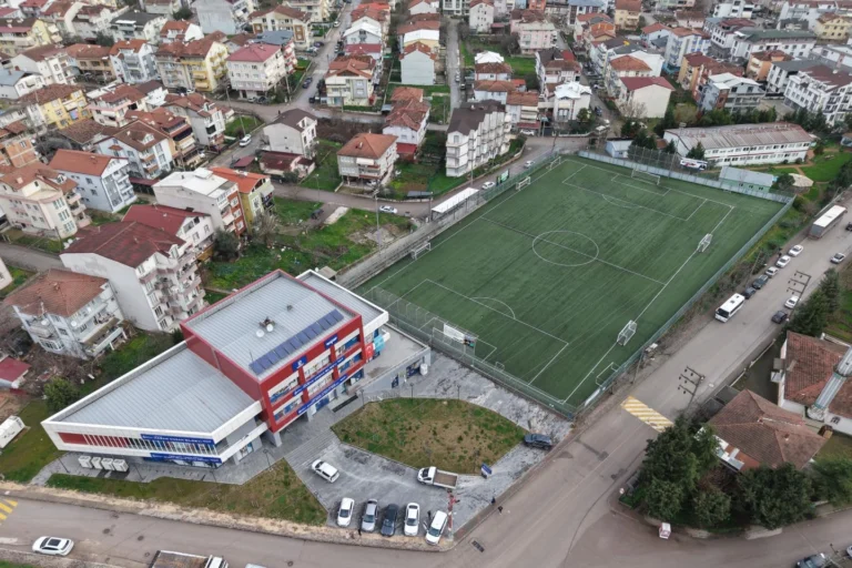 Kocaeli'de inşa edilen modern spor tesisleri ve yetişen genç sporcular