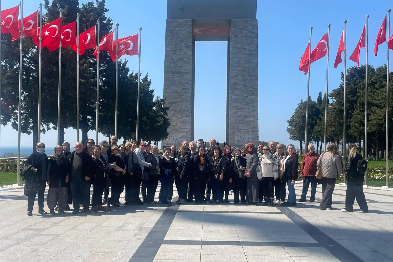 ADD Keşan Şubesinin Çanakkale Şehitliklerine düzenlediği anlamlı ziyaret