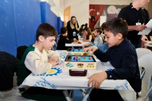 Kocaeli Gebze'de düzenlenen 8. Türkiye Akıl ve Zeka Oyunları Turnuvası'ndan genel görünüm