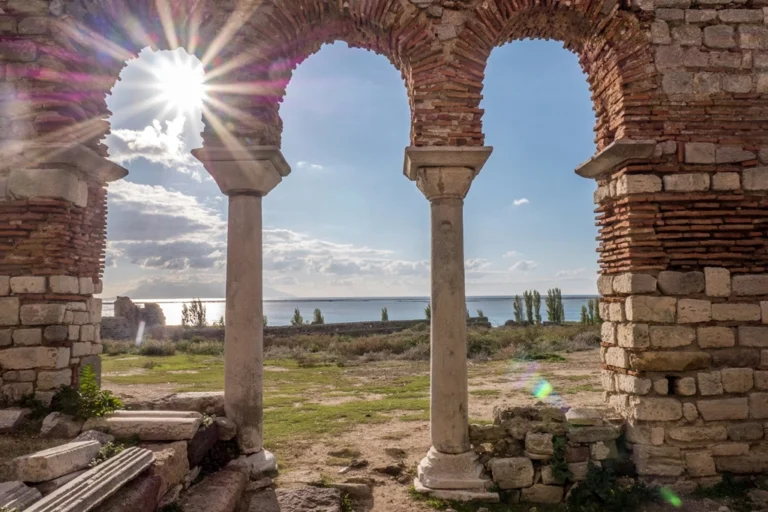 Enez Kalesi restorasyonu için ayrılan yetersiz ödenek eleştirisi