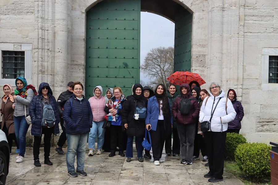 Maltepe Belediyesi'nin Mimar Sinan'ı anma gezisi kapsamında Süleymaniye Camii ziyareti