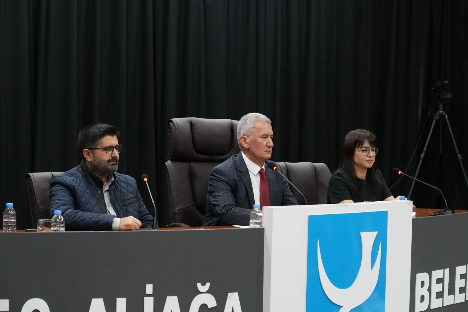 Aliağa Belediyesi meclis toplantısı ve personel promosyon ihalesi haberi