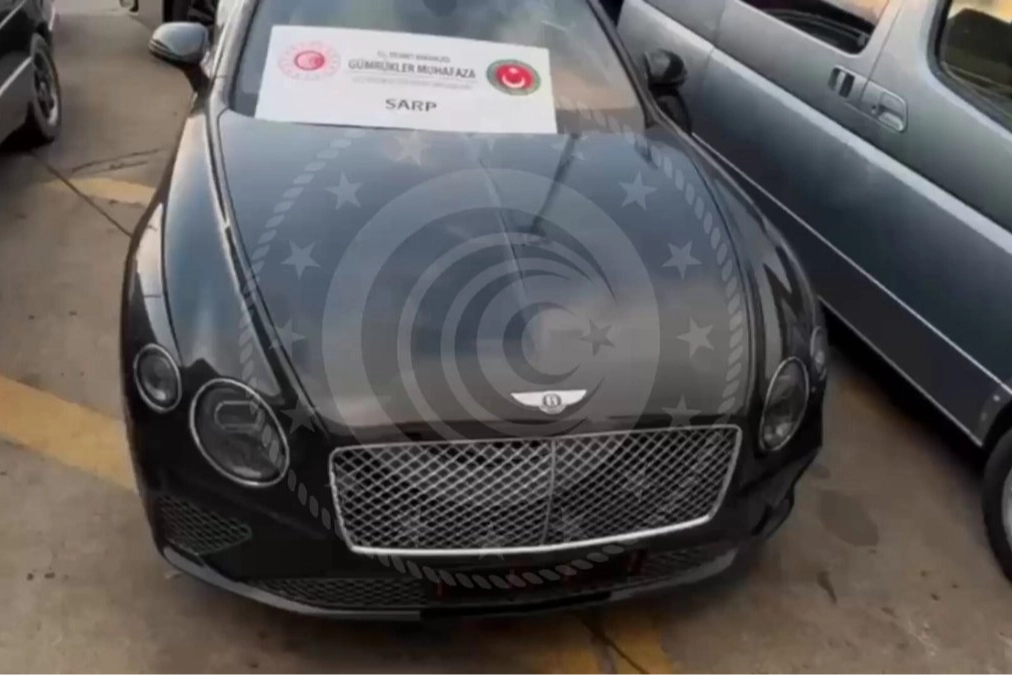 Gümrüklerde kaçak araç operasyonu: 233 araç ele geçirildi