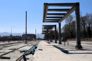 Kartepe Tramvay Hattı Durak Montajı Başladı