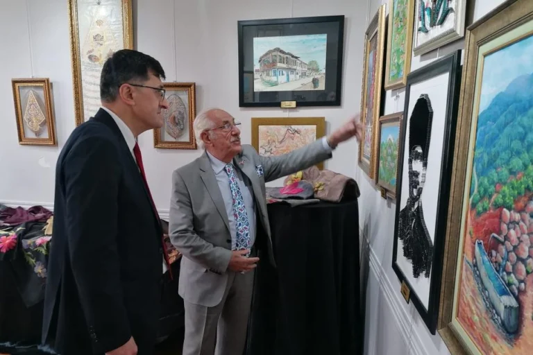 Kütahya'nın çini ve seramik eserlerinin sergilendiği kültürel tanıtım etkinliği