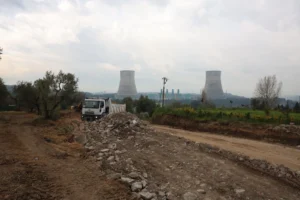 Osmangazi Belediyesi'nin Karabalçık Mahallesi'nde başlattığı yeni yol çalışmaları