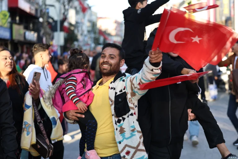 Sakarya'da düzenlenen Roman Kültür Şenliği'nden renkli görüntüler