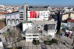 Denizli Büyükşehir Belediyesi'nin ihtiyaç sahiplerine sağladığı 6,6 milyon TL'lik ısınma desteği ödemeleri tamamlandı.