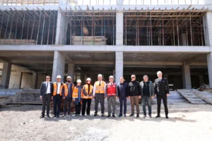 Osmangazi'de yapımı süren Macide Gazioğlu Kreş ve Aile Sağlığı Merkezi inşaatı