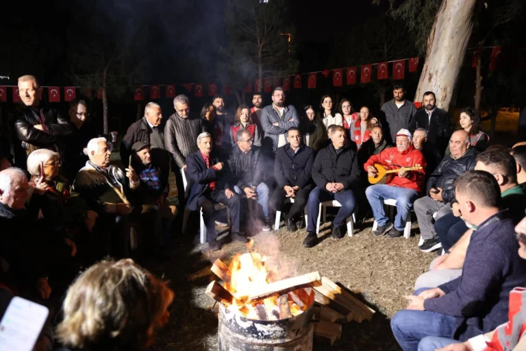 İzmir Meslek Fabrikası nöbeti ve halkın desteği