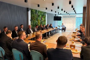 Kocaeli'de İSU'nun Toramanlar Göleti Sulama Kanalı Projesi çiftçilere destek oluyor.