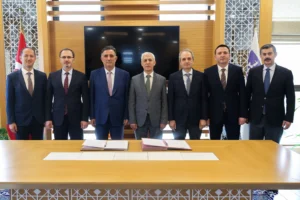 Kocaeli İSU ve Gebze Teknik Üniversitesi, su kayıplarını azaltmak için teknolojik iş birliği protokolü imzaladı.