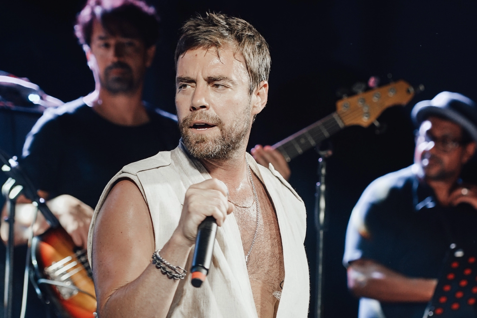 Alaçatı Ot Festivali'nde Berkay, Simge ve Murat Dalkılıç sahne alacak