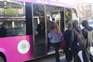 Muğla'da Kadın Meclisleri'nin girişimiyle Ula ve Akyaka arasında hizmete giren yeni toplu taşıma hattı