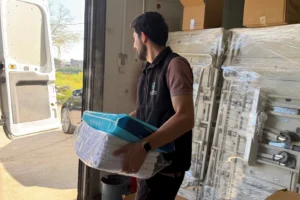 Kocaeli Büyükşehir Belediyesi'nin yatağa bağımlı vatandaşlara hasta karyolası ve bakım ekipmanları desteği