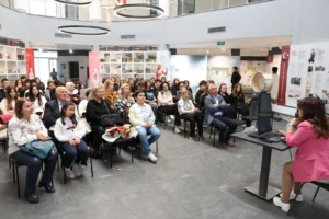 Nilüfer Belediyesi'nde çocuk aşılarının önemi üzerine bilgilendirme semineri düzenlendi.