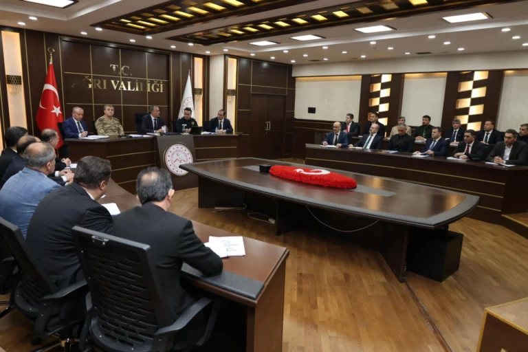 Ağrı'da okul ve yurt güvenliği toplantısı yapıldı