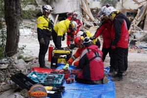 Beylikdüzü Belediyesi tarafından düzenlenen kapsamlı arama kurtarma tatbikatı